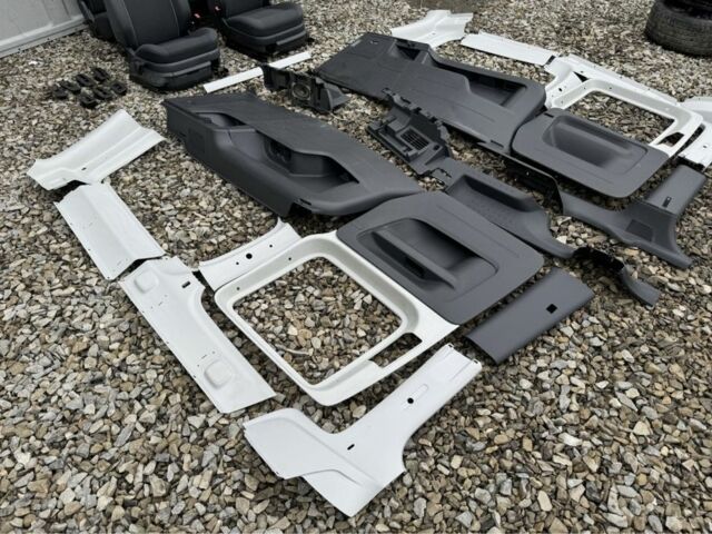 Фольксваген Кадди 2013 в Житомире на Automoto.ua Серый Фольксваген Кадди, объемом двигателя 2 л и пробегом 200 тыс. км за 5950 $, фото 12 на Automoto.ua