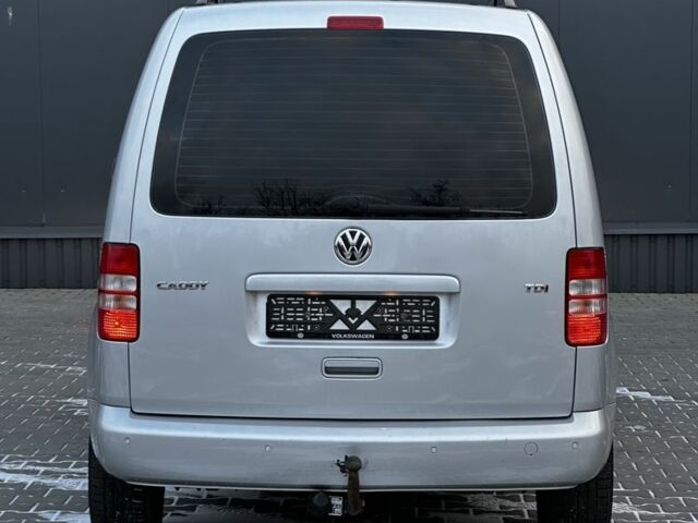 Серый Фольксваген Кадди, объемом двигателя 1.6 л и пробегом 220 тыс. км за 13200 $, фото 15 на Automoto.ua
