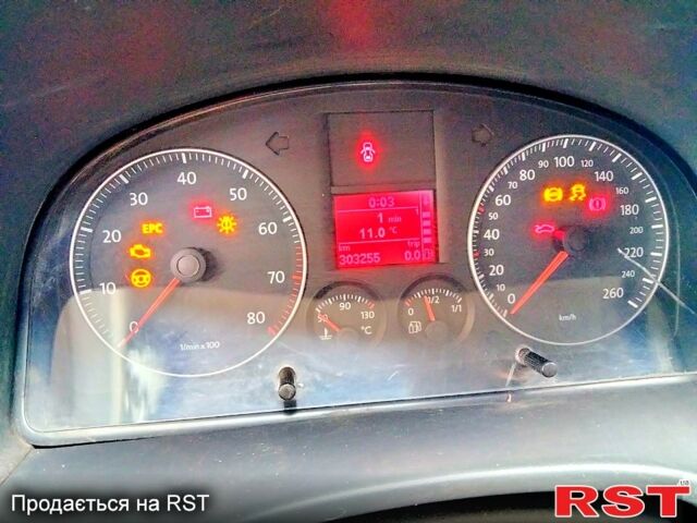 Синій Фольксваген Кадді, об'ємом двигуна 2 л та пробігом 303 тис. км за 5500 $, фото 4 на Automoto.ua