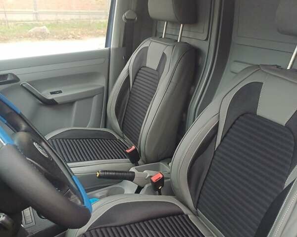 Синий Фольксваген Кадди, объемом двигателя 1.9 л и пробегом 300 тыс. км за 5300 $, фото 6 на Automoto.ua