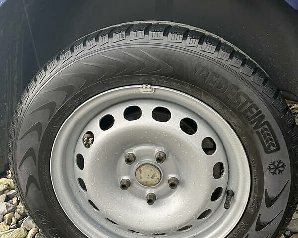 Синий Фольксваген Кадди, объемом двигателя 1.9 л и пробегом 235 тыс. км за 6800 $, фото 9 на Automoto.ua