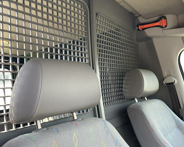 Синий Фольксваген Кадди, объемом двигателя 1.9 л и пробегом 235 тыс. км за 6800 $, фото 14 на Automoto.ua