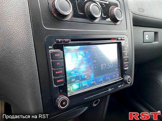 Синий Фольксваген Кадди, объемом двигателя 1.2 л и пробегом 300 тыс. км за 6000 $, фото 9 на Automoto.ua