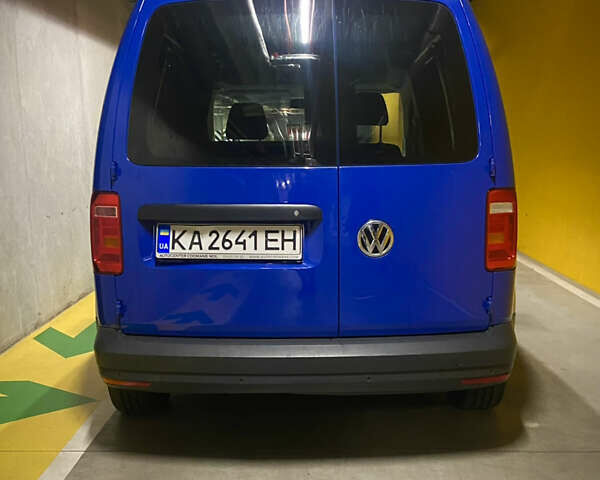 Синий Фольксваген Кадди, объемом двигателя 1.97 л и пробегом 123 тыс. км за 13300 $, фото 4 на Automoto.ua