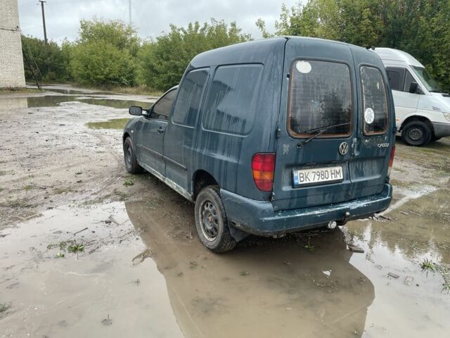 Синій Фольксваген Кадді, об'ємом двигуна 1.9 л та пробігом 423 тис. км за 1800 $, фото 1 на Automoto.ua