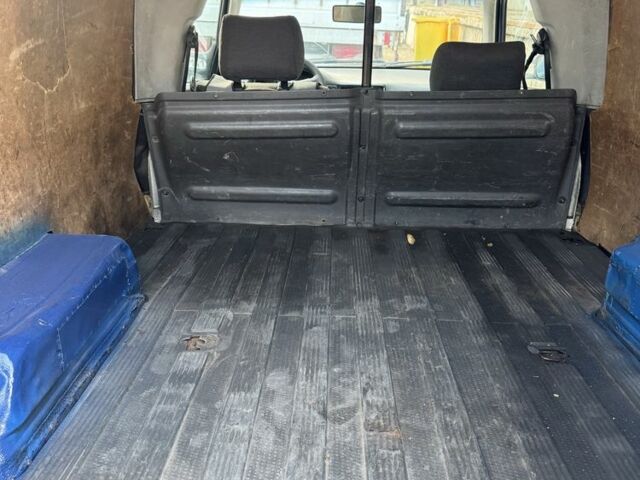 Синий Фольксваген Кадди, объемом двигателя 1.9 л и пробегом 365 тыс. км за 2199 $, фото 13 на Automoto.ua