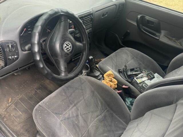 Синий Фольксваген Кадди, объемом двигателя 1.9 л и пробегом 220 тыс. км за 1200 $, фото 3 на Automoto.ua