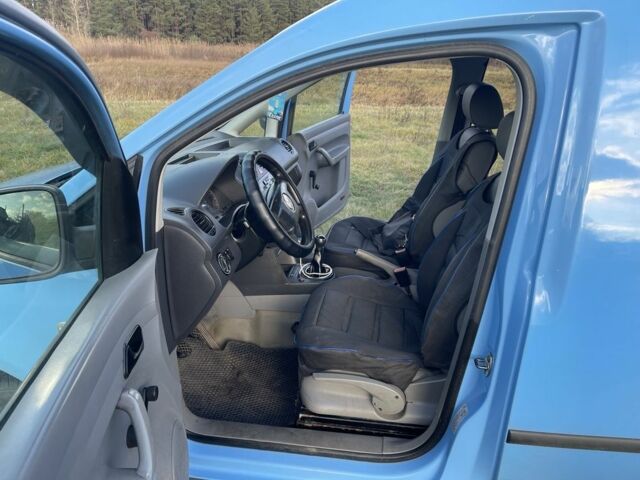 Синий Фольксваген Кадди, объемом двигателя 1.9 л и пробегом 600 тыс. км за 3900 $, фото 9 на Automoto.ua