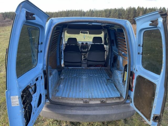 Синий Фольксваген Кадди, объемом двигателя 1.9 л и пробегом 600 тыс. км за 3900 $, фото 5 на Automoto.ua