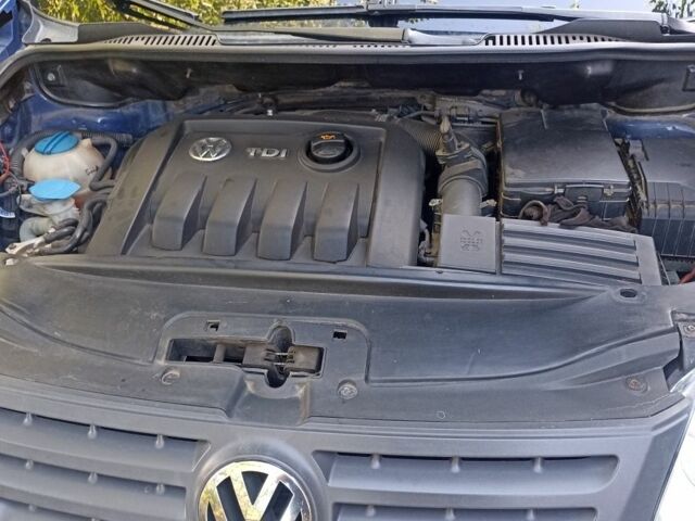 Синий Фольксваген Кадди, объемом двигателя 1.9 л и пробегом 390 тыс. км за 6300 $, фото 6 на Automoto.ua