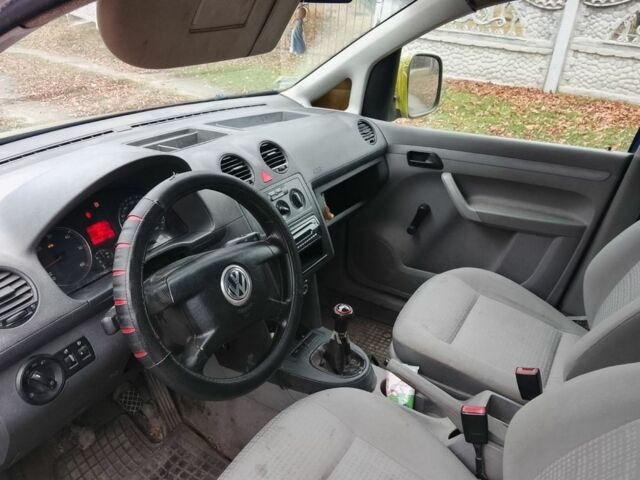 Синий Фольксваген Кадди, объемом двигателя 1.9 л и пробегом 420 тыс. км за 1499 $, фото 5 на Automoto.ua