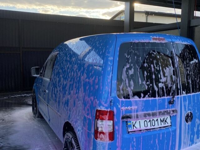 Синий Фольксваген Кадди, объемом двигателя 1.9 л и пробегом 421 тыс. км за 5500 $, фото 2 на Automoto.ua