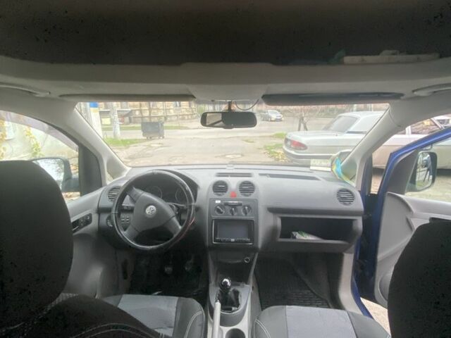 Синий Фольксваген Кадди, объемом двигателя 1.9 л и пробегом 277 тыс. км за 5500 $, фото 7 на Automoto.ua