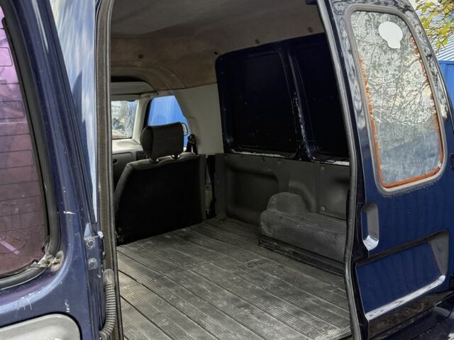 Синій Фольксваген Кадді, об'ємом двигуна 1.9 л та пробігом 224 тис. км за 3100 $, фото 9 на Automoto.ua