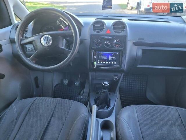 Фольксваген Кадди 2004 в Хмельницком на Automoto.ua Синий Фольксваген Кадди, объемом двигателя 1.9 л и пробегом 317 тыс. км за 4900 $, фото 1 на Automoto.ua