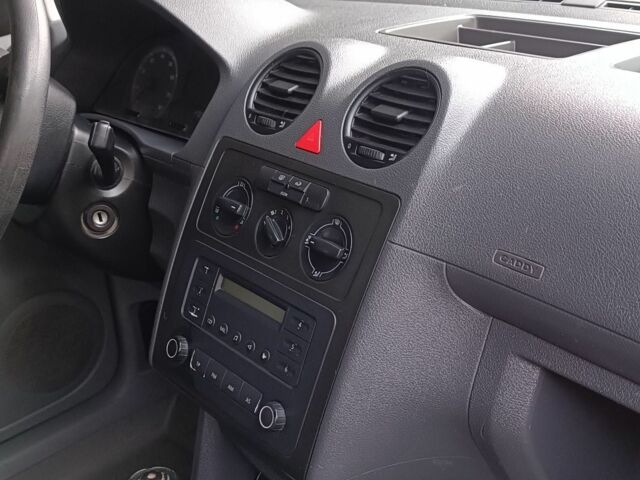 Синий Фольксваген Кадди, объемом двигателя 1.4 л и пробегом 413 тыс. км за 4300 $, фото 4 на Automoto.ua