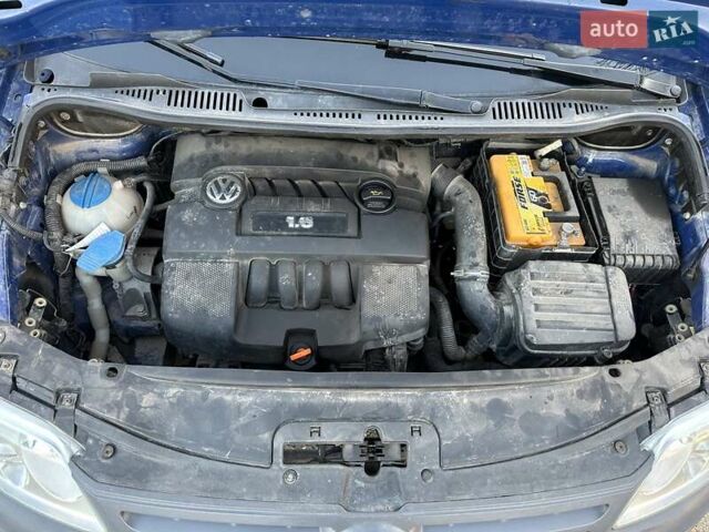 Синий Фольксваген Кадди, объемом двигателя 1.6 л и пробегом 230 тыс. км за 4699 $, фото 27 на Automoto.ua