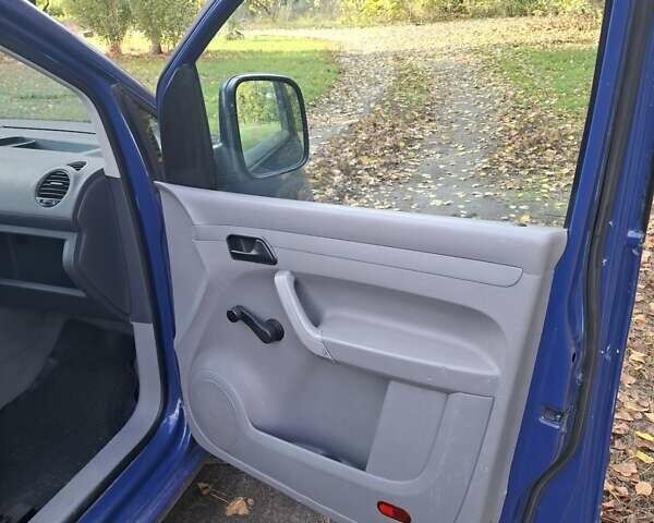Фольксваген Кадди 2004 в Кропивницком (Кировограде) на Automoto.ua Синий Фольксваген Кадди, объемом двигателя 2 л и пробегом 354 тыс. км за 5500 $, фото 14 на Automoto.ua