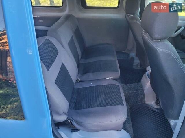 Фольксваген Кадди 2004 в Хмельницком на Automoto.ua Синий Фольксваген Кадди, объемом двигателя 1.9 л и пробегом 317 тыс. км за 4900 $, фото 4 на Automoto.ua