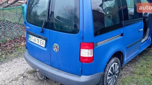 Синий Фольксваген Кадди, объемом двигателя 1.97 л и пробегом 304 тыс. км за 3900 $, фото 8 на Automoto.ua