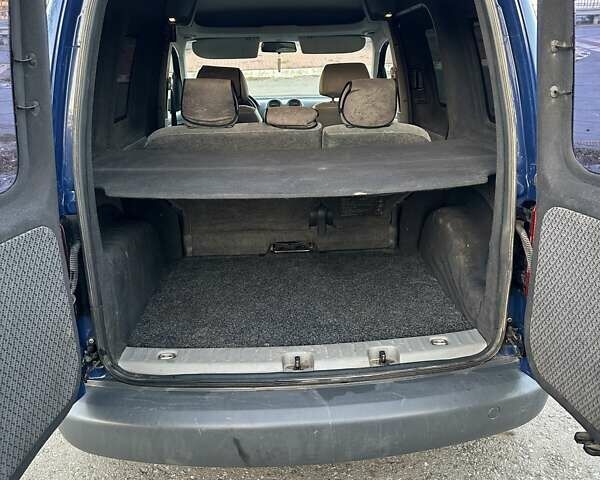 Синий Фольксваген Кадди, объемом двигателя 1.6 л и пробегом 230 тыс. км за 4699 $, фото 24 на Automoto.ua