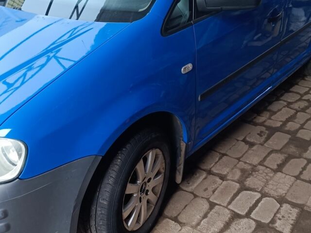 Синий Фольксваген Кадди, объемом двигателя 1.4 л и пробегом 413 тыс. км за 4300 $, фото 1 на Automoto.ua