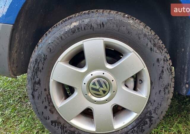 Синій Фольксваген Кадді, об'ємом двигуна 1.6 л та пробігом 170 тис. км за 6495 $, фото 23 на Automoto.ua