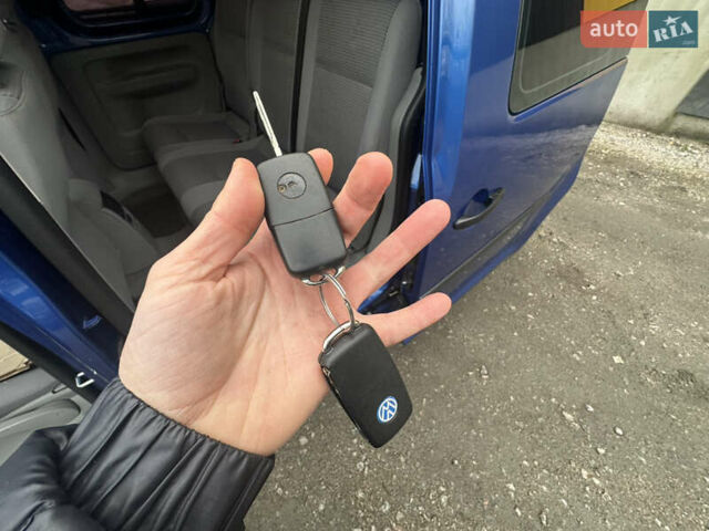 Синій Фольксваген Кадді, об'ємом двигуна 1.39 л та пробігом 285 тис. км за 5500 $, фото 37 на Automoto.ua