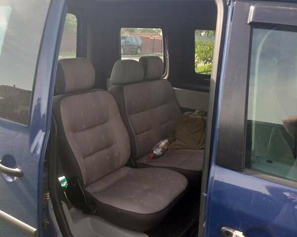 Синий Фольксваген Кадди, объемом двигателя 1.97 л и пробегом 273 тыс. км за 5300 $, фото 1 на Automoto.ua