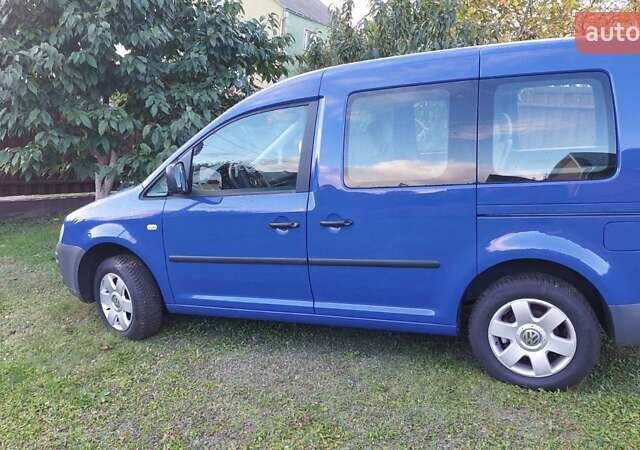 Синій Фольксваген Кадді, об'ємом двигуна 1.6 л та пробігом 170 тис. км за 6495 $, фото 10 на Automoto.ua