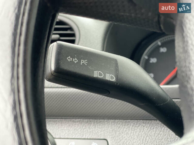 Синий Фольксваген Кадди, объемом двигателя 1.6 л и пробегом 184 тыс. км за 5699 $, фото 23 на Automoto.ua