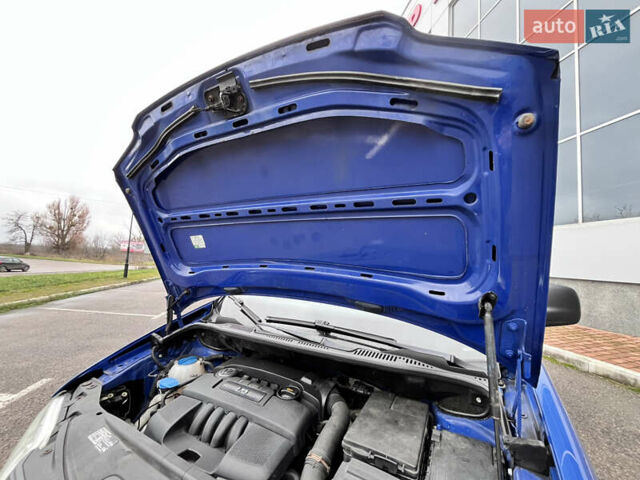 Синій Фольксваген Кадді, об'ємом двигуна 1.6 л та пробігом 170 тис. км за 6800 $, фото 27 на Automoto.ua