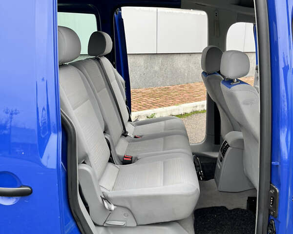Синій Фольксваген Кадді, об'ємом двигуна 1.6 л та пробігом 170 тис. км за 6800 $, фото 40 на Automoto.ua