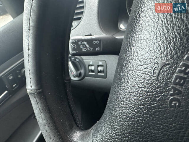 Синій Фольксваген Кадді, об'ємом двигуна 1.39 л та пробігом 285 тис. км за 5500 $, фото 40 на Automoto.ua