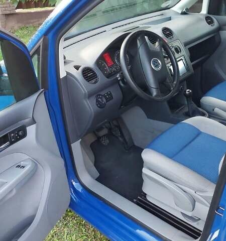 Синій Фольксваген Кадді, об'ємом двигуна 1.6 л та пробігом 170 тис. км за 6495 $, фото 25 на Automoto.ua