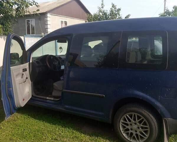 Синий Фольксваген Кадди, объемом двигателя 1.97 л и пробегом 273 тыс. км за 5300 $, фото 5 на Automoto.ua