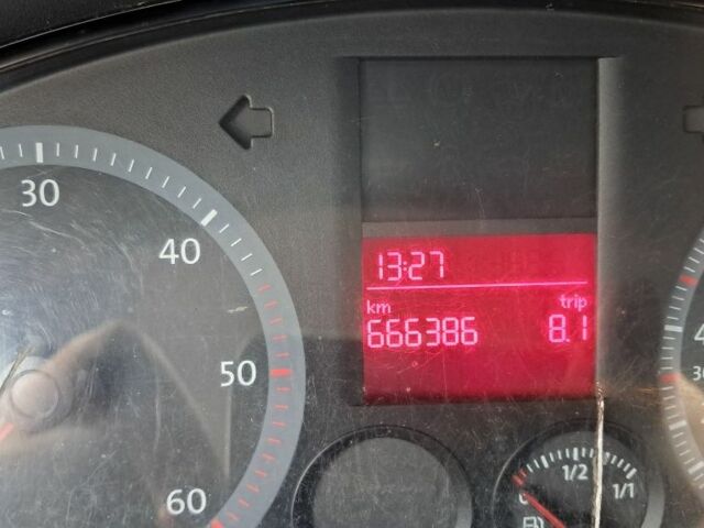 Синий Фольксваген Кадди, объемом двигателя 2 л и пробегом 666 тыс. км за 3588 $, фото 11 на Automoto.ua