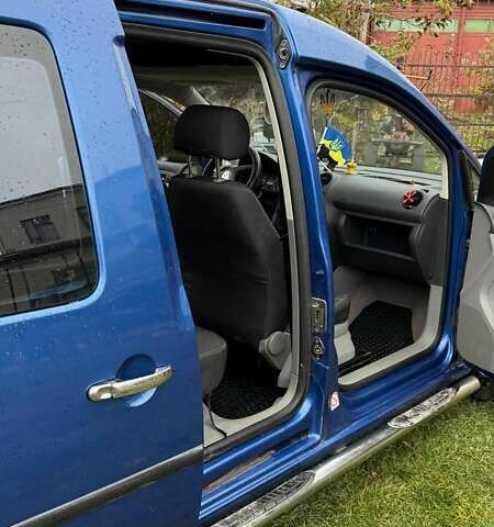 Синий Фольксваген Кадди, объемом двигателя 1.4 л и пробегом 260 тыс. км за 6000 $, фото 7 на Automoto.ua