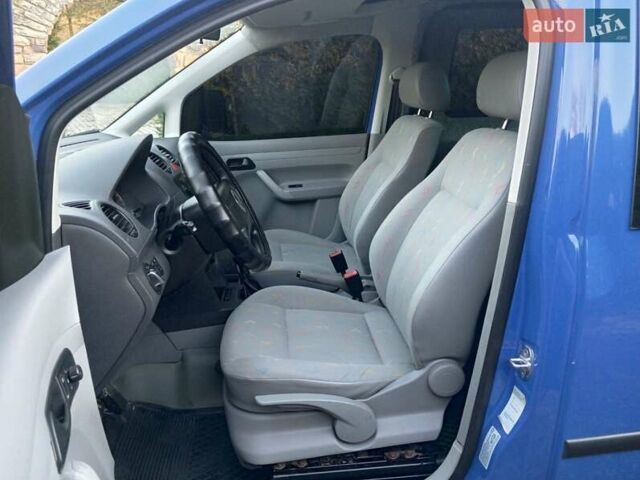 Синий Фольксваген Кадди, объемом двигателя 1.9 л и пробегом 320 тыс. км за 5850 $, фото 30 на Automoto.ua