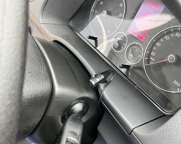 Синій Фольксваген Кадді, об'ємом двигуна 1.6 л та пробігом 170 тис. км за 6800 $, фото 48 на Automoto.ua