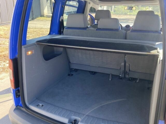 Синий Фольксваген Кадди, объемом двигателя 1 л и пробегом 235 тыс. км за 6600 $, фото 3 на Automoto.ua