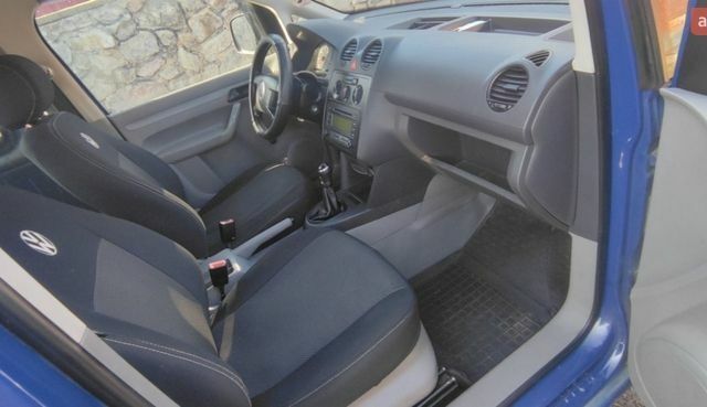 Синий Фольксваген Кадди, объемом двигателя 1.97 л и пробегом 300 тыс. км за 4850 $, фото 8 на Automoto.ua