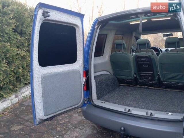 Синий Фольксваген Кадди, объемом двигателя 1.9 л и пробегом 320 тыс. км за 5850 $, фото 57 на Automoto.ua