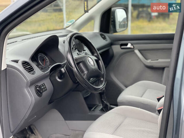 Синий Фольксваген Кадди, объемом двигателя 1.6 л и пробегом 184 тыс. км за 5699 $, фото 30 на Automoto.ua