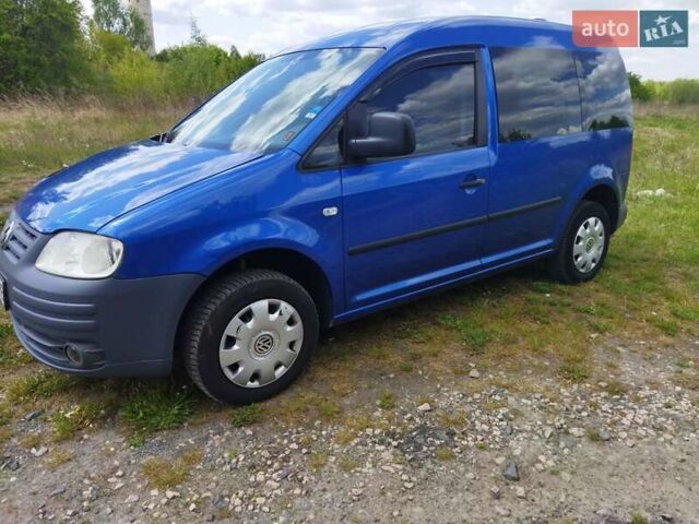 Синий Фольксваген Кадди, объемом двигателя 2 л и пробегом 370 тыс. км за 3700 $, фото 1 на Automoto.ua