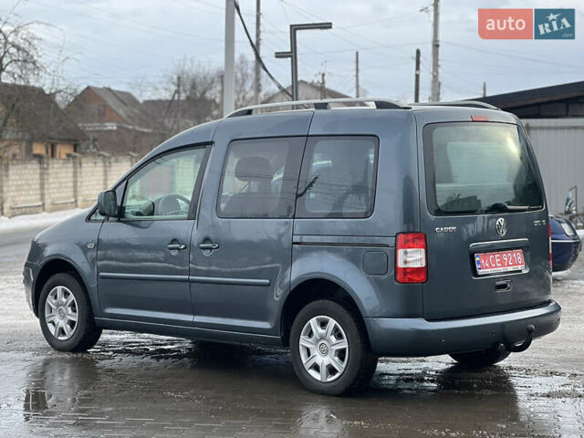 Синій Фольксваген Кадді, об'ємом двигуна 1.6 л та пробігом 180 тис. км за 6700 $, фото 5 на Automoto.ua