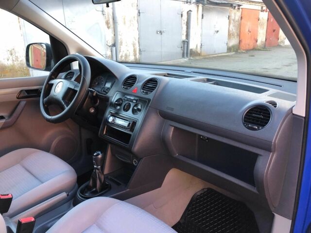 Синий Фольксваген Кадди, объемом двигателя 1.6 л и пробегом 157 тыс. км за 5999 $, фото 14 на Automoto.ua