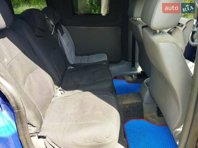 Синий Фольксваген Кадди, объемом двигателя 2 л и пробегом 370 тыс. км за 3700 $, фото 13 на Automoto.ua