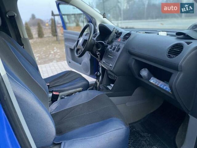 Синий Фольксваген Кадди, объемом двигателя 1.97 л и пробегом 277 тыс. км за 4999 $, фото 14 на Automoto.ua