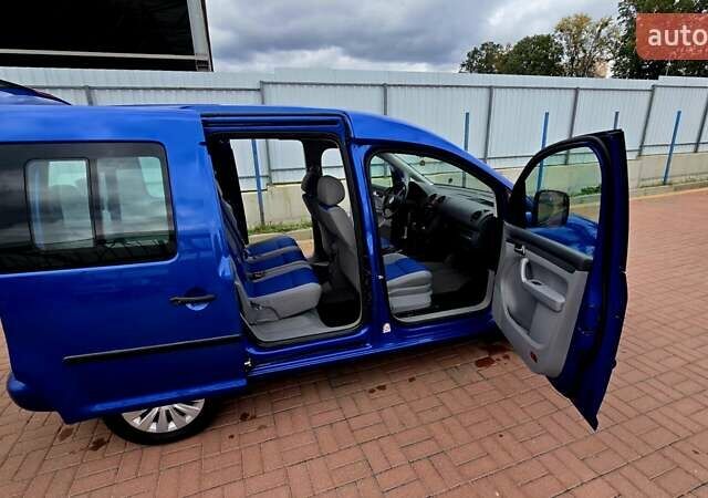 Синий Фольксваген Кадди, объемом двигателя 1.6 л и пробегом 233 тыс. км за 7399 $, фото 51 на Automoto.ua